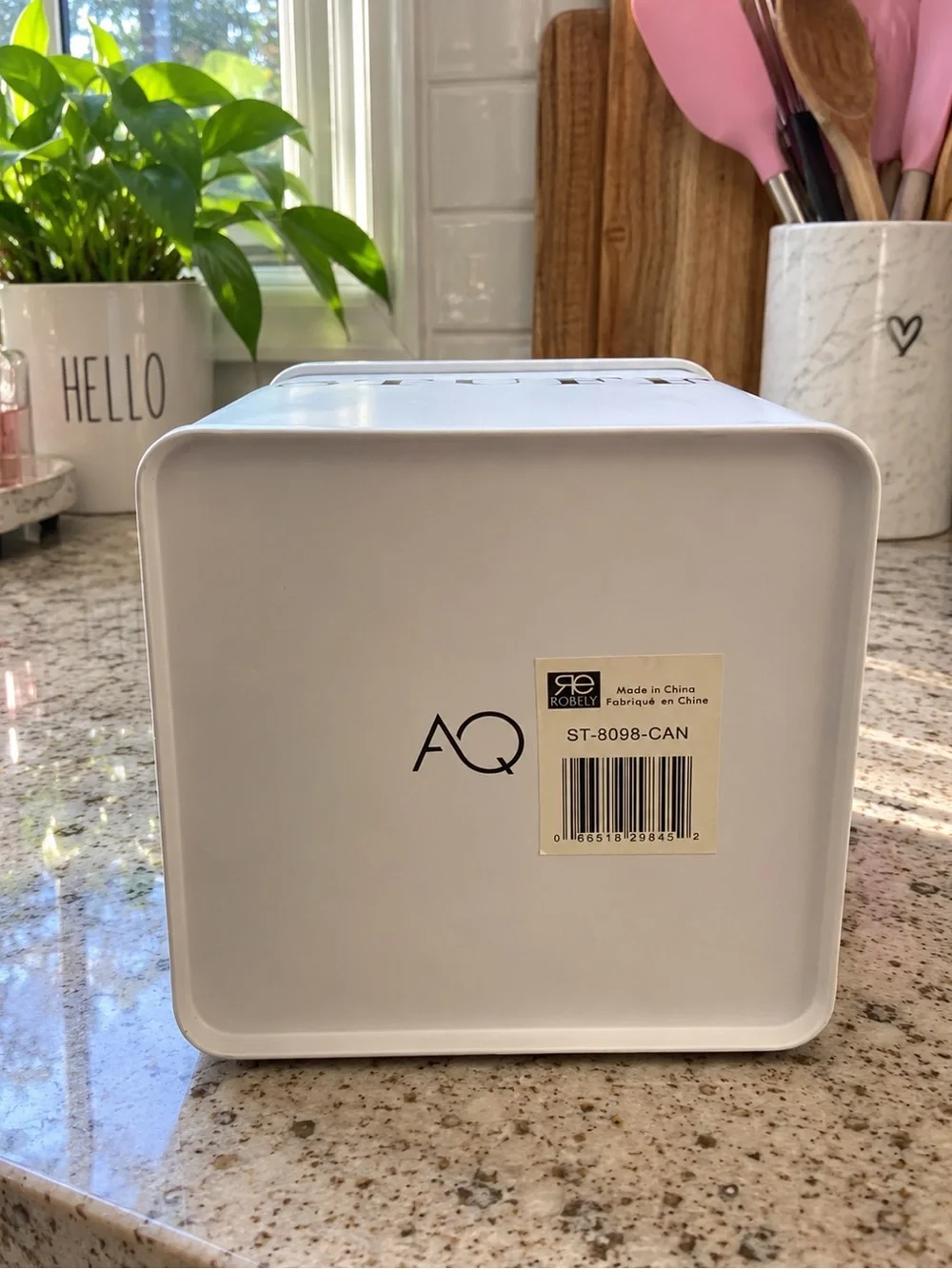 N/A versatile white
